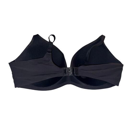 Victoria Secret women’s black body by Victoria lined no wire bra - Picture 2 of 7